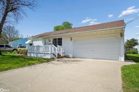 13 Friendly Lane Ottumwa IA 52501