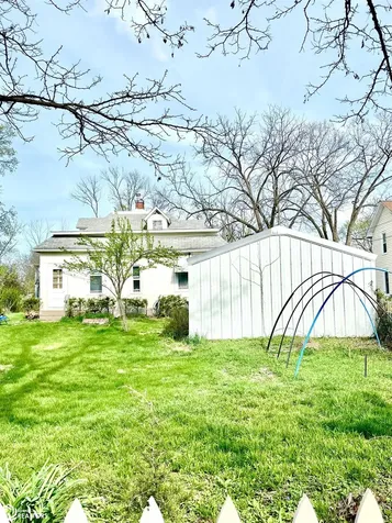 302 S Court Street Fairfield IA 52556