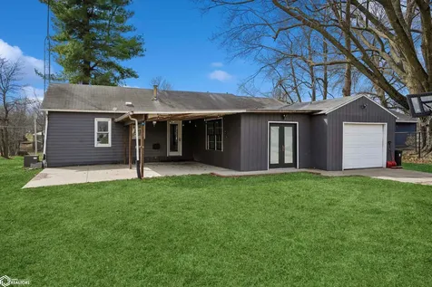 415 College Hill Avenue Oskaloosa IA 52577