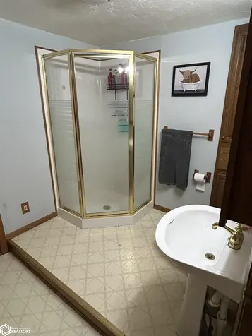 2402 N Court Ottumwa IA 52501