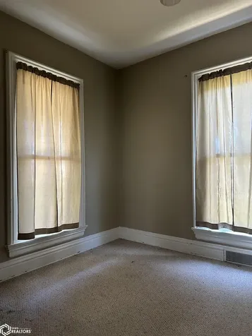 121 Clay Street Burlington IA 52601