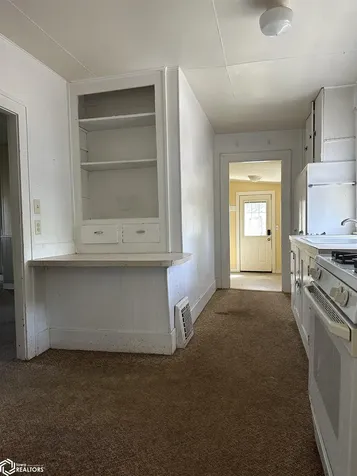 121 Clay Street Burlington IA 52601