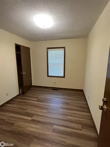2202 Racine Avenue Burlington IA 52601