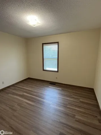 2202 Racine Avenue Burlington IA 52601