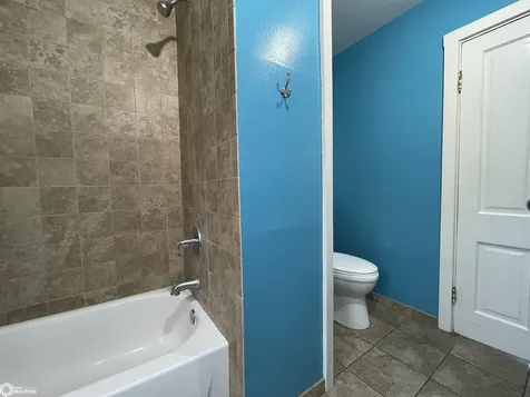 1302 S 12th Street Burlington IA 52601