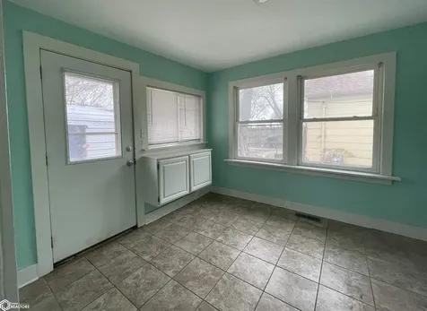 1302 S 12th Street Burlington IA 52601
