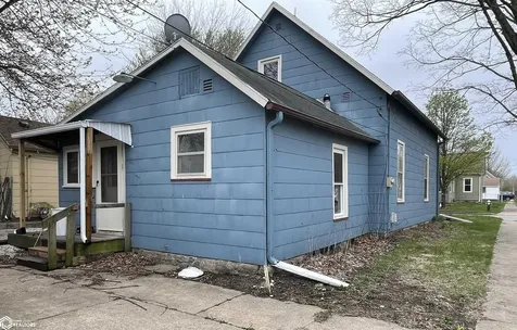 1302 S 12th Street Burlington IA 52601