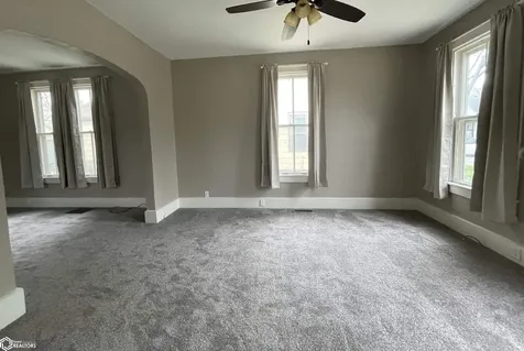 1302 S 12th Street Burlington IA 52601