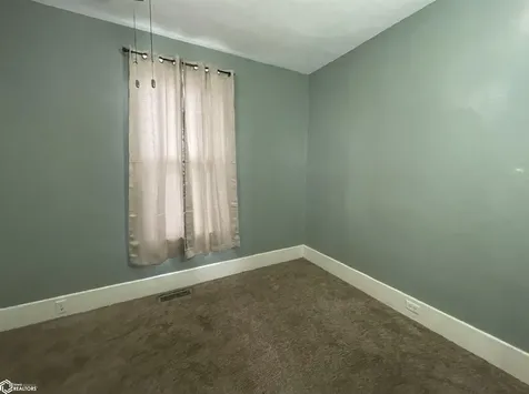 1302 S 12th Street Burlington IA 52601