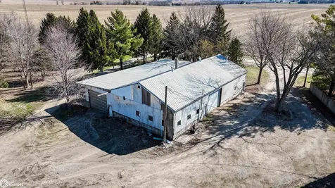 1000/1006 Irish Lane Mount Vernon IA 52314