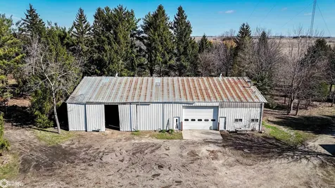 1000/1006 Irish Lane Mount Vernon IA 52314