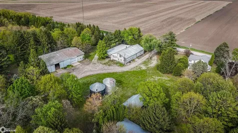 1000/1006 Irish Lane Mount Vernon IA 52314