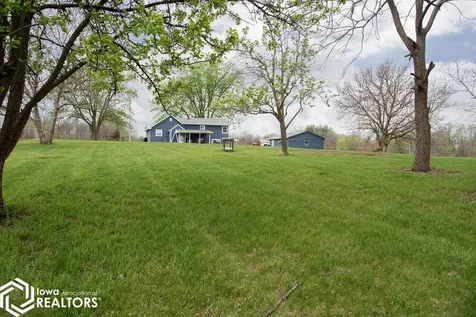 746 Lake Road Ottumwa IA 52501