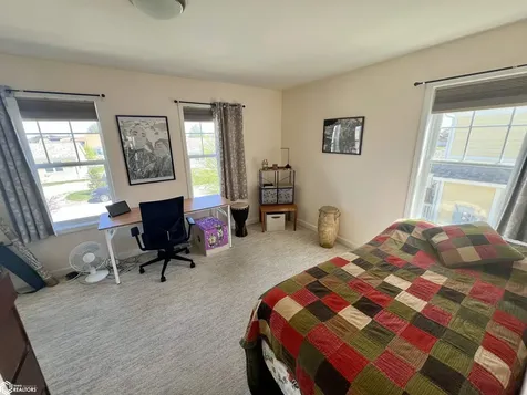 2130 Sapphire Lane Fairfield IA 52556
