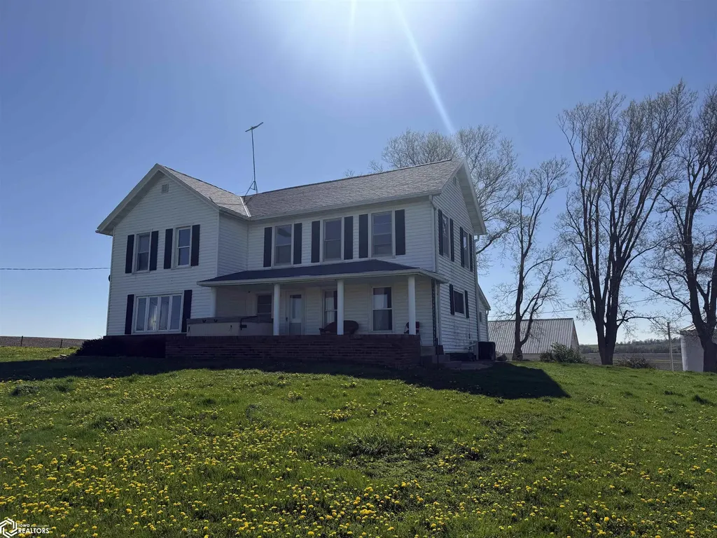 3434 Hwy T47 Montour IA 50173