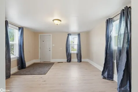 1303 S Central Avenue Burlington IA 52601