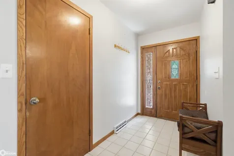2710 Clearview Drive Burlington IA 52601