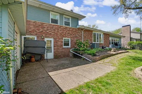 2710 Clearview Drive Burlington IA 52601