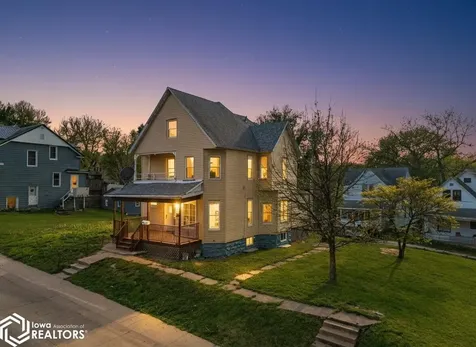 253 S Central Avenue Burlington IA 52601