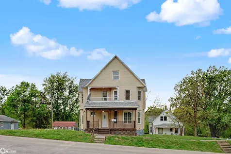 253 S Central Avenue Burlington IA 52601