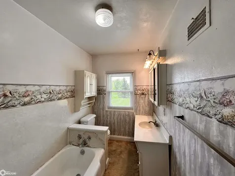 1404 Lake Road Ottumwa IA 52501