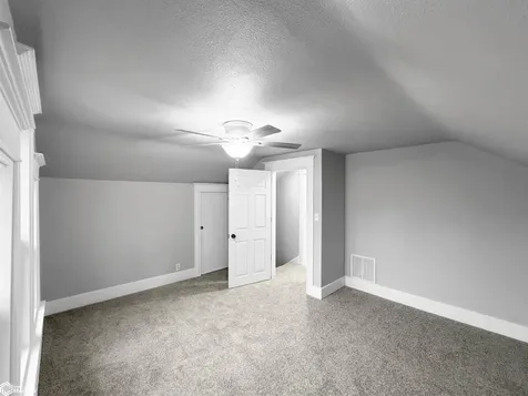 413 4th Street Gladbrook IA 50635