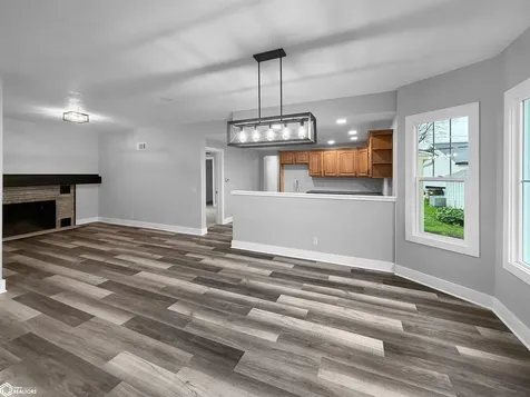 413 4th Street Gladbrook IA 50635