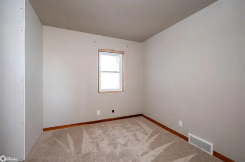 2159 200th Street Traer IA 50675