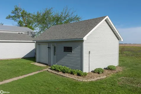2159 200th Street Traer IA 50675