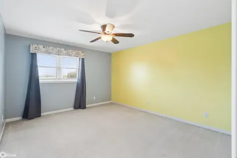 2250 W 21st Street N Newton IA 50208