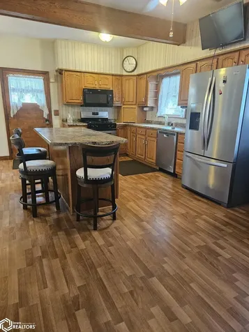134 E Main Street Agency IA 52530