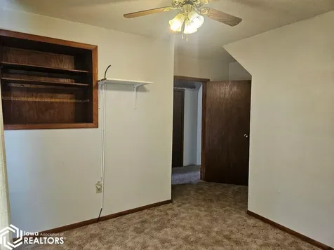 134 E Main Street Agency IA 52530