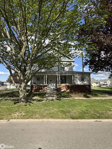 211 N Shuffleton Street Sigourney IA 52591