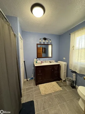 211 N Shuffleton Street Sigourney IA 52591