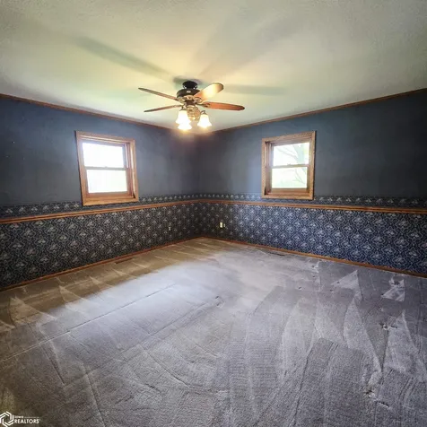 105 W Glendale Road Oskaloosa IA 52577