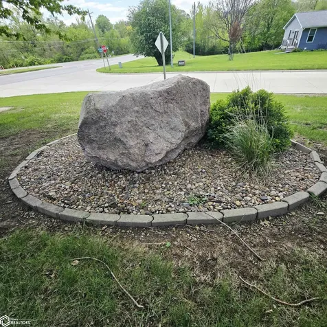 105 W Glendale Road Oskaloosa IA 52577