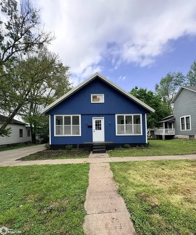 605 S A Street Oskaloosa IA 52577