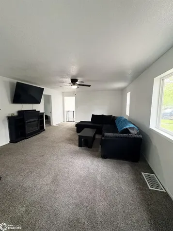 605 S A Street Oskaloosa IA 52577