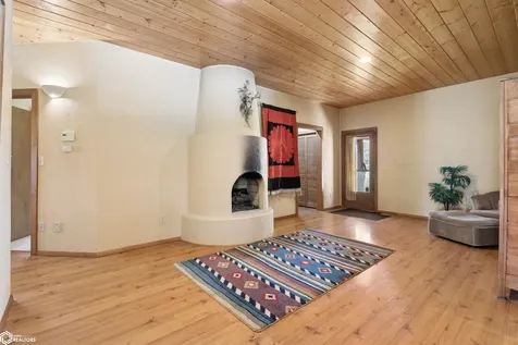 10361 155th Street Burlington IA 52601