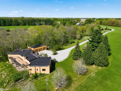 10361 155th Street Burlington IA 52601
