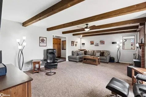 1405 Fairway Drive Marshalltown IA 50158