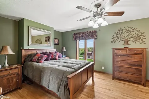 1405 Fairway Drive Marshalltown IA 50158