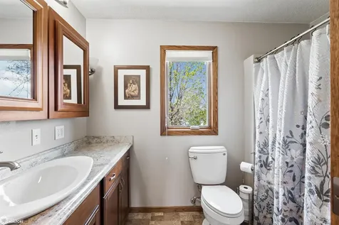 1405 Fairway Drive Marshalltown IA 50158