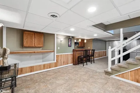 1405 Fairway Drive Marshalltown IA 50158