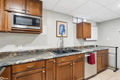 1405 Fairway Drive Marshalltown IA 50158