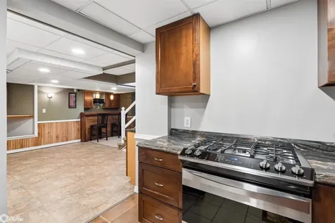 1405 Fairway Drive Marshalltown IA 50158