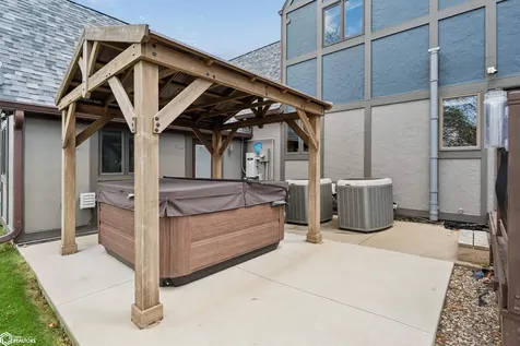 1405 Fairway Drive Marshalltown IA 50158