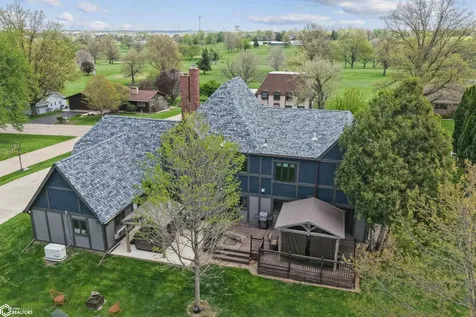 1405 Fairway Drive Marshalltown IA 50158