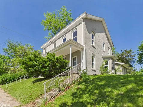 208 S 14th Street Keokuk IA 52632
