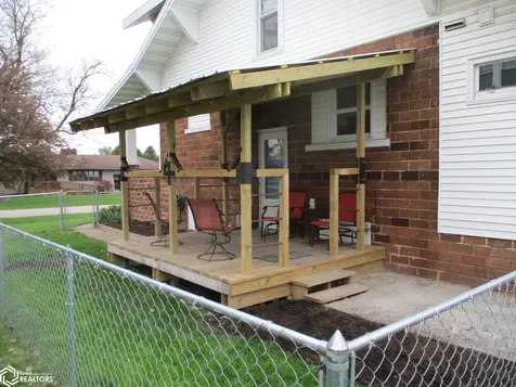 1003 Clark Street Dysart IA 52224